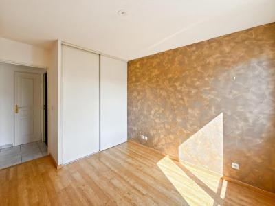 For sale Lyon-3eme-arrondissement 3 rooms 70 m2 Rhone (69003) photo 4