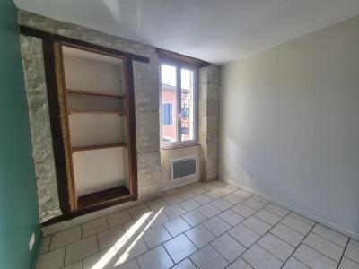 For rent Castera-verduzan 3 rooms 48 m2 Gers (32410) photo 2