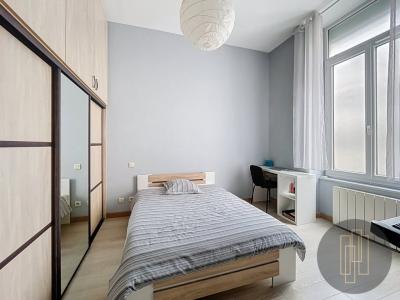 For sale Villeurbanne 3 rooms 72 m2 Rhone (69100) photo 3