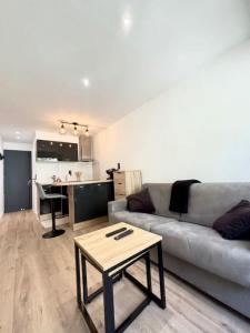 For rent Nice 1 room 15 m2 Alpes Maritimes (06200) photo 0
