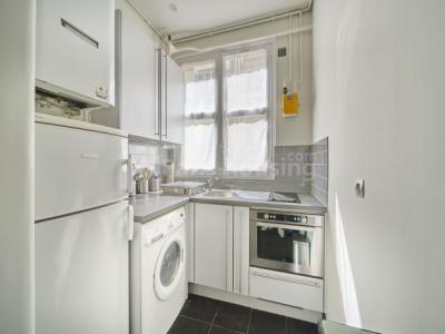 Louer Appartement Paris-7eme-arrondissement 1880 euros