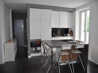 For rent Paris-19eme-arrondissement 2 rooms 42 m2 Paris (75019) photo 0