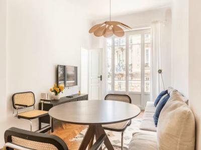 For sale Nice 3 rooms 45 m2 Alpes Maritimes (06000) photo 2
