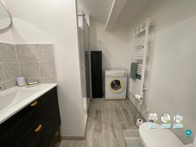 Louer Appartement Pezenas 720 euros