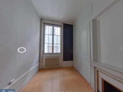 For rent Lyon-6eme-arrondissement 3 rooms 67 m2 Rhone (69006) photo 2