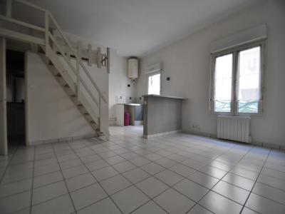 For rent Lyon-8eme-arrondissement 1 room 31 m2 Rhone (69008) photo 0