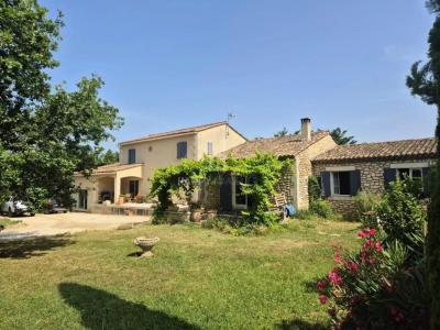 For sale Eyragues 7 rooms 250 m2 Bouches du Rhone (13630) photo 0