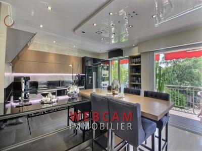 For sale Cannes 4 rooms 103 m2 Alpes Maritimes (06400) photo 2
