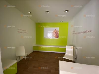 Louer Local commercial 110 m2 Madeleine