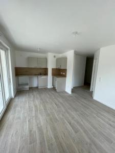 For rent Dammarie-les-lys 2 rooms 41 m2 Seine et marne (77190) photo 0