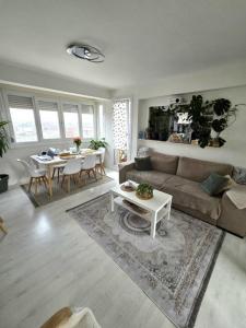 For sale Tourcoing 3 rooms 64 m2 Nord (59200) photo 0