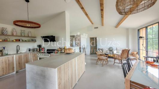 For sale Uzes 8 rooms 190 m2 Gard (30700) photo 0