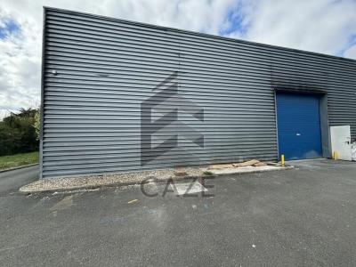 For rent Lormont 350 m2 Gironde (33310) photo 0