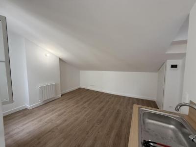 For rent Marseille-2eme-arrondissement 2 rooms 32 m2 Bouches du Rhone (13002) photo 0