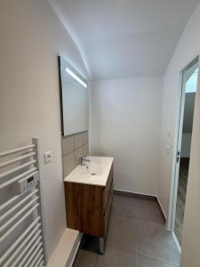 For rent Marseille-2eme-arrondissement 2 rooms 32 m2 Bouches du Rhone (13002) photo 1