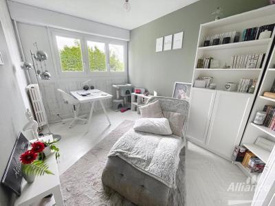 For sale Montbeliard 3 rooms 64 m2 Doubs (25200) photo 0