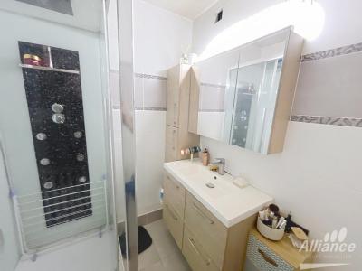 For sale Montbeliard 3 rooms 64 m2 Doubs (25200) photo 3