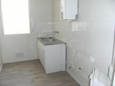 Louer Appartement 81 m2 Merignac