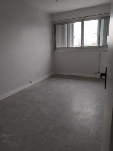 For rent Blanc 4 rooms 73 m2 Indre (36300) photo 0