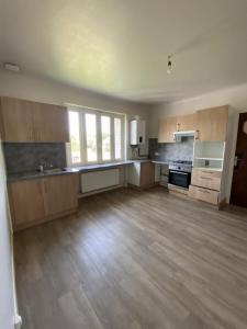 Annonce Location 5 pices Appartement Montcenis 71