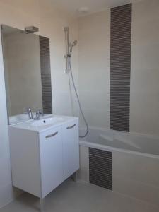 Louer Appartement 72 m2 Saint-etienne-sur-chalaronne