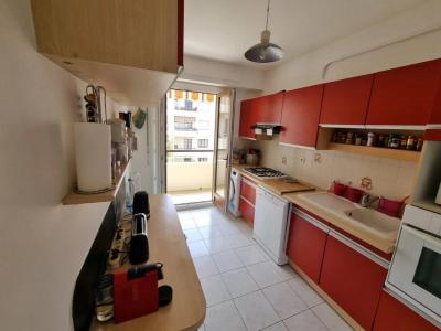 For sale Nice 3 rooms 71 m2 Alpes Maritimes (06300) photo 4