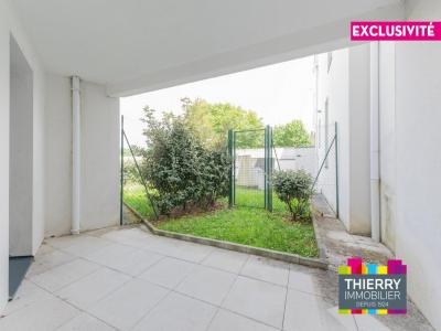 For sale Nantes 2 rooms 44 m2 Loire atlantique (44300) photo 1