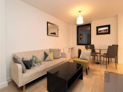 For rent Paris-18eme-arrondissement 2 rooms 49 m2 Paris (75018) photo 1