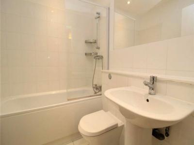 For rent Paris-18eme-arrondissement 2 rooms 49 m2 Paris (75018) photo 4