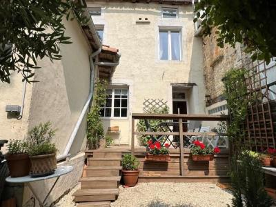 For sale 6 rooms 128 m2 Charente (16700) photo 0