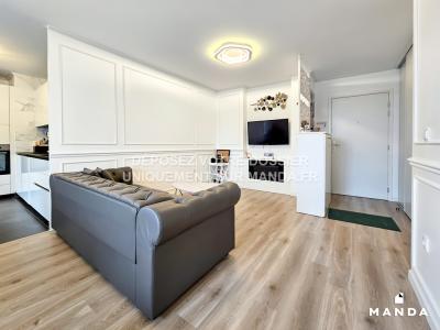 For rent Puteaux 3 rooms 69 m2 Hauts de Seine (92800) photo 1