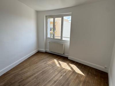 For sale Oullins 4 rooms 88 m2 Rhone (69600) photo 0