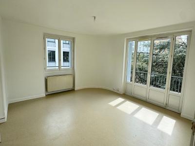 For sale Oullins 4 rooms 88 m2 Rhone (69600) photo 4