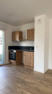 For rent Vezin-le-coquet 3 rooms 67 m2 Ille et vilaine (35132) photo 2