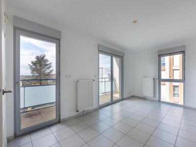 For sale Mions 3 rooms 56 m2 Rhone (69780) photo 2