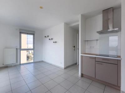 For sale Mions 3 rooms 56 m2 Rhone (69780) photo 3