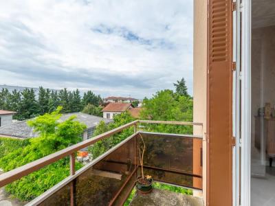 For sale Vaulx-en-velin 3 rooms 77 m2 Rhone (69120) photo 0