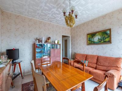 For sale Vaulx-en-velin 3 rooms 77 m2 Rhone (69120) photo 3