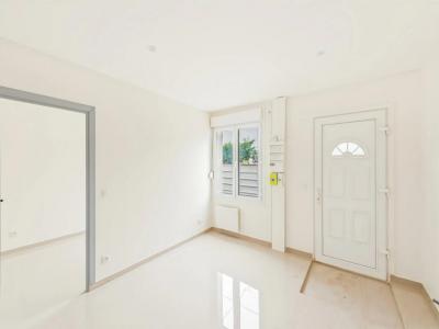 For sale Villeneuve-saint-georges 2 rooms 30 m2 Val de Marne (94190) photo 3