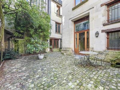 For sale Tours 7 rooms 235 m2 Indre et loire (37000) photo 0