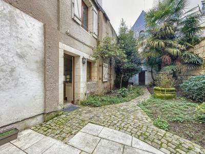 For sale Tours 7 rooms 235 m2 Indre et loire (37000) photo 1