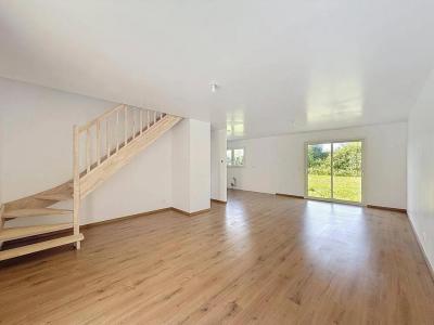 For sale Segre 6 rooms 106 m2 Maine et loire (49500) photo 3