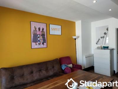For rent Pessac 1 room 81 m2 Gironde (33600) photo 2