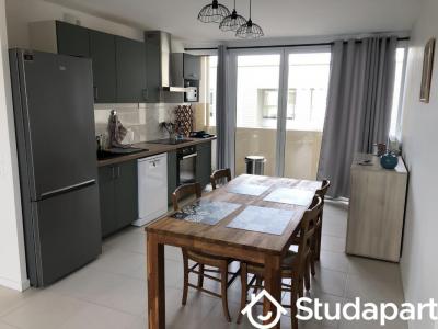 For rent Bordeaux 1 room 11 m2 Gironde (33800) photo 3