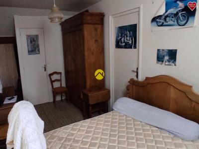 For sale Bourbon-l'archambault 4 rooms 81 m2 Allier (03160) photo 4