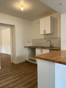For sale Noyon 2 rooms 50 m2 Oise (60400) photo 2