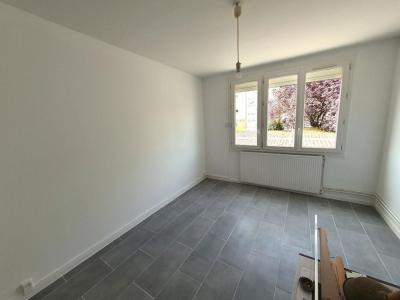 For sale Bourges 3 rooms 56 m2 Cher (18000) photo 1