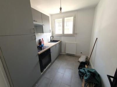For sale Bourges 3 rooms 56 m2 Cher (18000) photo 2