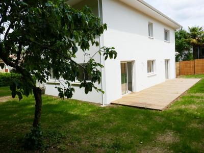 For sale Carbon-blanc 5 rooms 144 m2 Gironde (33560) photo 0