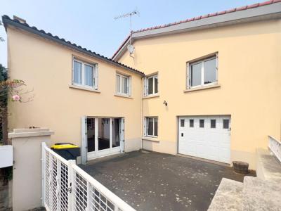 For sale Tigne 6 rooms 122 m2 Maine et loire (49230) photo 0